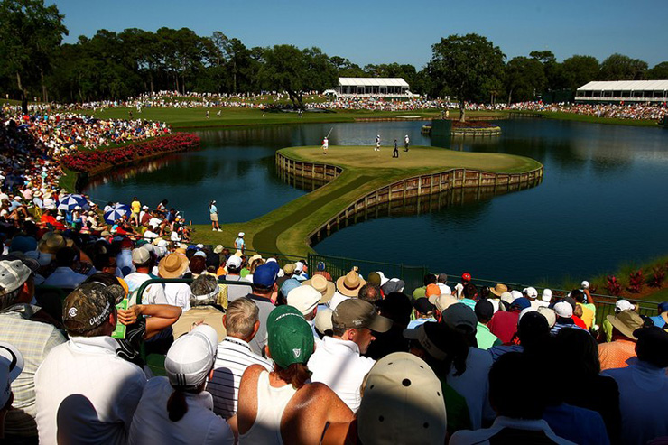 We have the week’s first train wreck on 17 at the Players — and it was a doozy