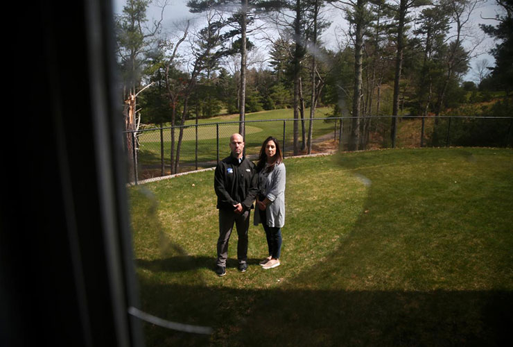 Court overturns $5 million verdict against country club for errant golf balls hitting house