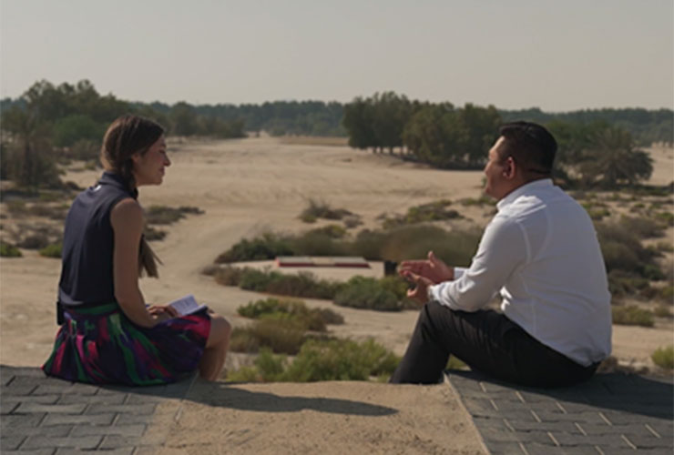 Exploring sand courses in Abu Dhabi with CNN’s Living Golf with The Jazzy Golfer