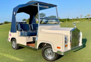 This 1986 Elmco Rolls Royce-themed cart is up for auction at CarsAndBids.com