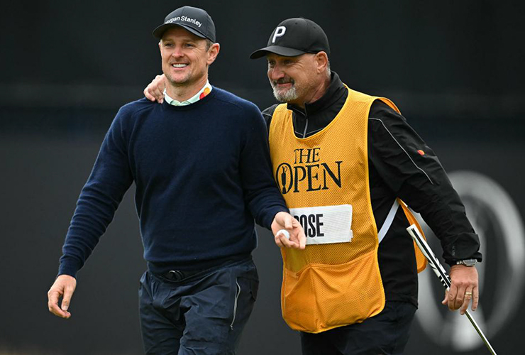 Justin Rose’s caddy has one hilarious complaint about Xander Schauffele