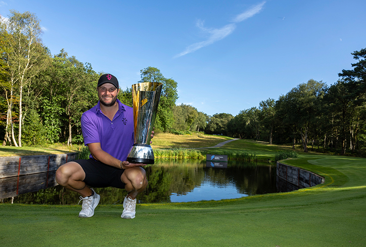 Peter Uihlein pictured with the winner’s trophy after International Series England at Foxhills Club & Resort in Surrey, England. Picture by Asian Tour