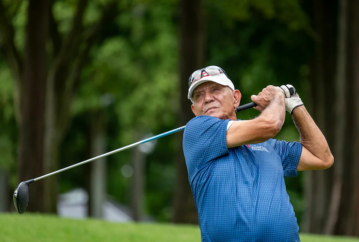 Meet this 66-year-old from Lebanon who saw bombs dropping from the sky during his flight to compete in the Asia-Pacific Amateur