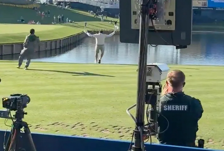 Alejandro Tosti aces 17th hole at TPC Sawgrass, promptly gets pushed into the pond
