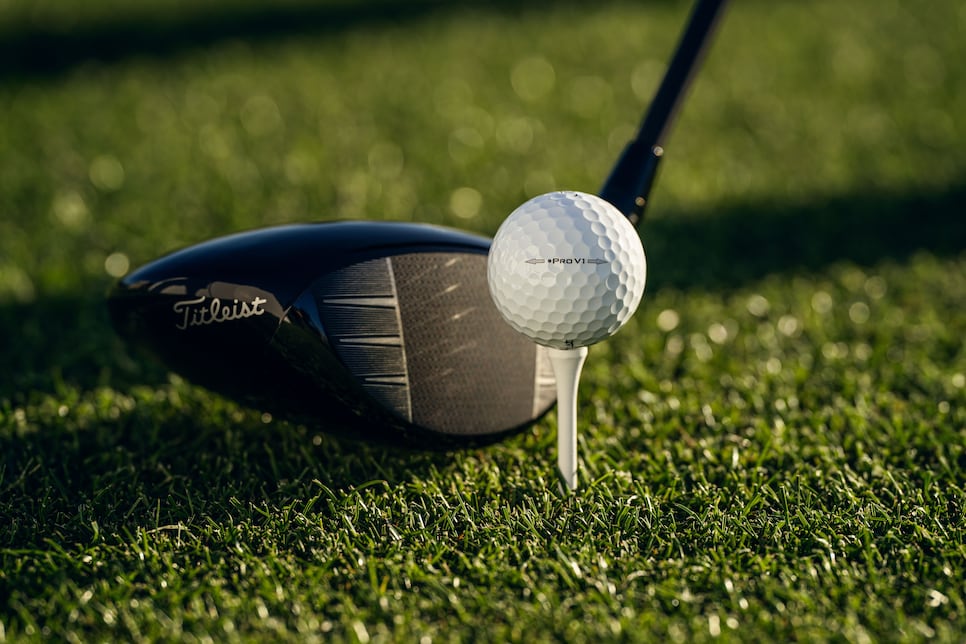 Titleist is bringing an in-demand Pro V1 ‘Left Dot’ golf ball to retail