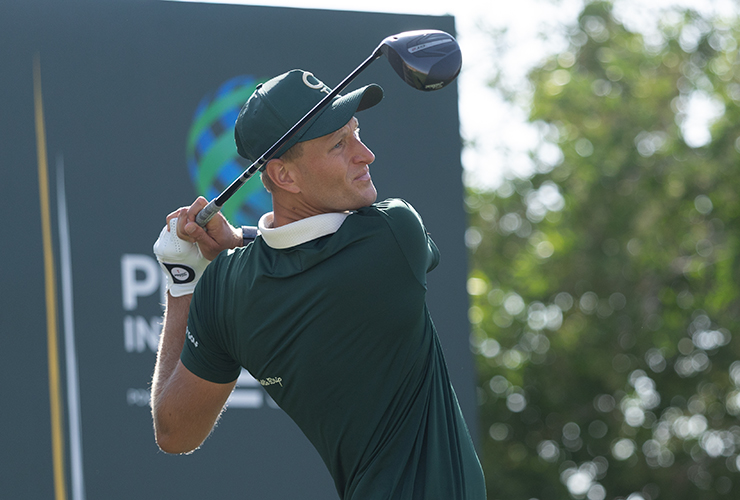 Meronk and Surrat strike early with sizzling 62s at PIF Saudi International