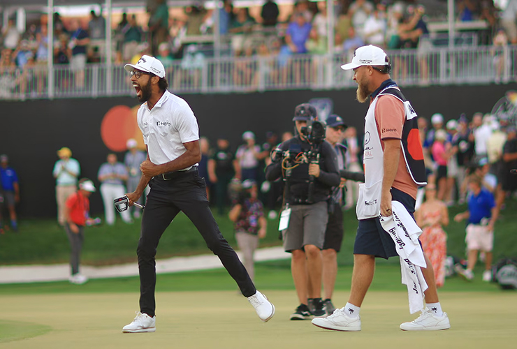Akshay Bhatia rallies from 5 back at Bay Hill with a charge that surely would’ve made Arnie proud